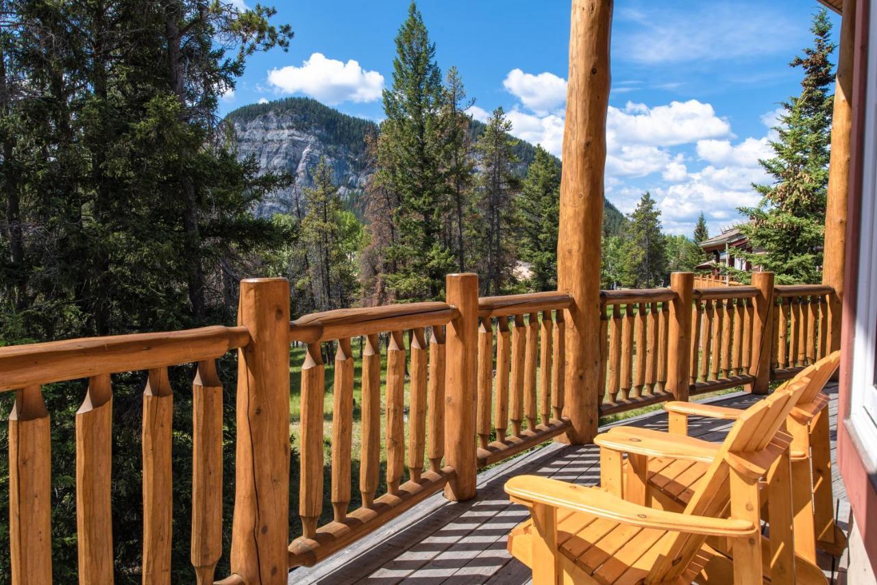 Hi Banff Alpine Centre - Hostel Eksteriør bilde
